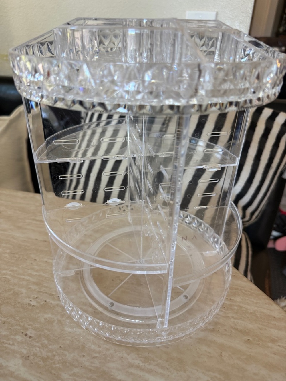 Clear Rotating Makeup Organizer - Transparent Cosmetic Carousel